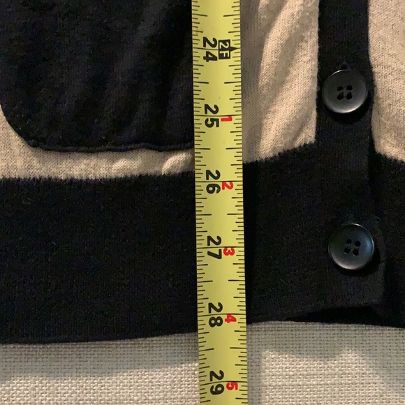 Nordstrom’s Petite XS Cardigan - Picture 6 of 8